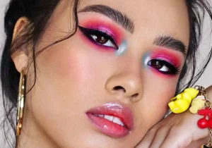 Aprende a usar maquillaje colorido