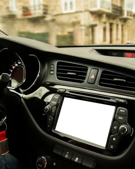 Aplicación que controla tu auto desde tu celular